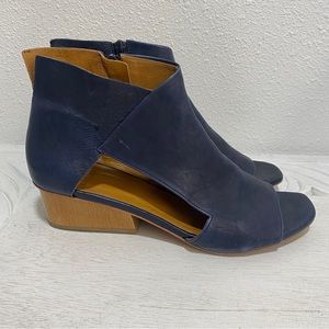 Coclico Leather Cut Out Peep Toe Sandals Navy Blue